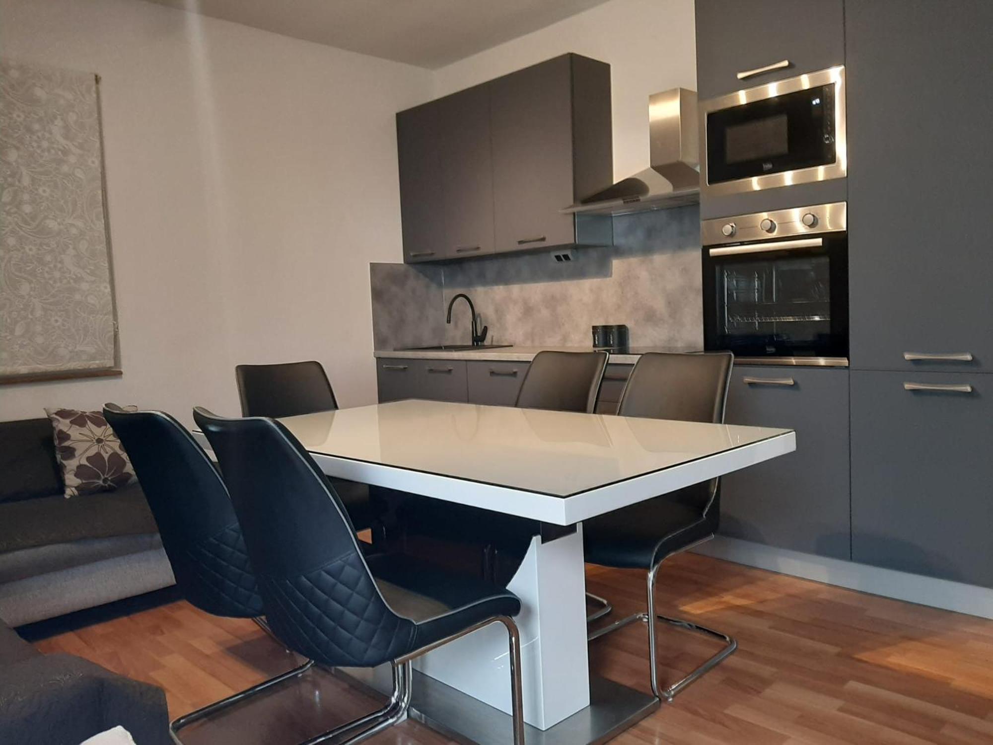 Rooms&apartments Star Apartman *
